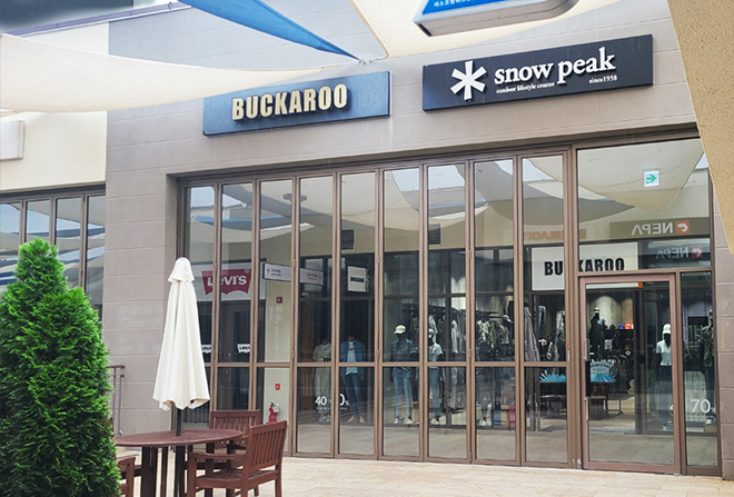 Insulated Folding Door Image 4